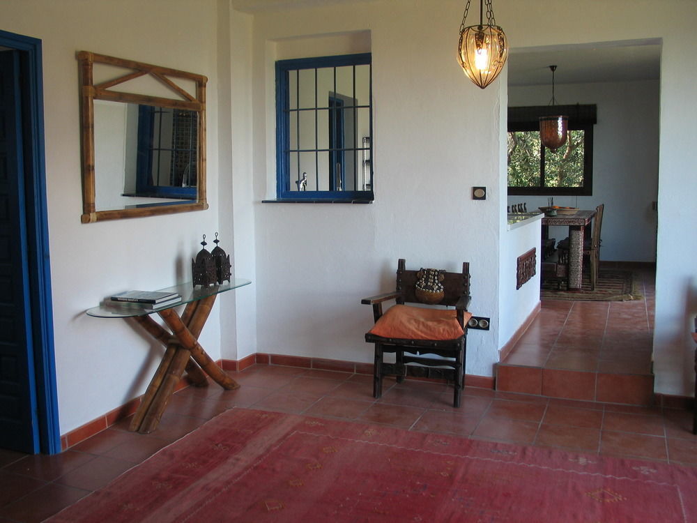 Hotel Ddg Retreat Casares Exterior foto