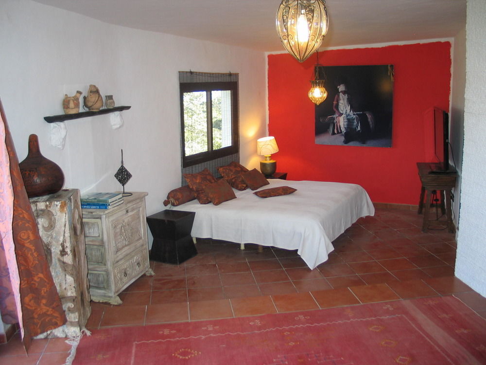 Hotel Ddg Retreat Casares Exterior foto